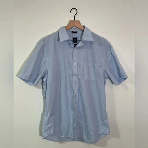 GAP Men’s Fitted Blue/White Pinstripe Short Sleeve Shirt, Size Large EUC